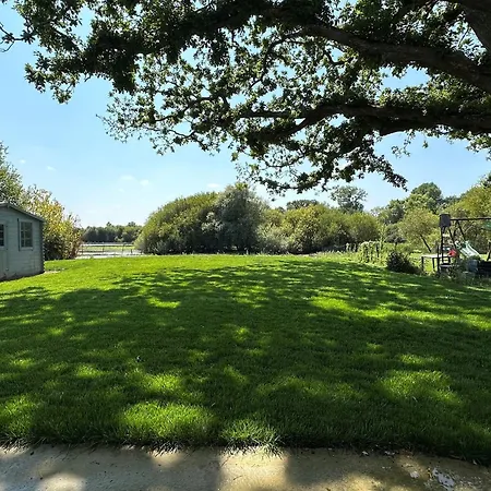 Hébergement de vacances Maison Moderne 3 Avec Jardin, Wifi Et équipement Bébé Dans La Brière - Fr-1-306-1224